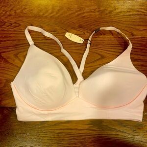 NWT Victorias Secret pink bra, lightly lined plunge 36D